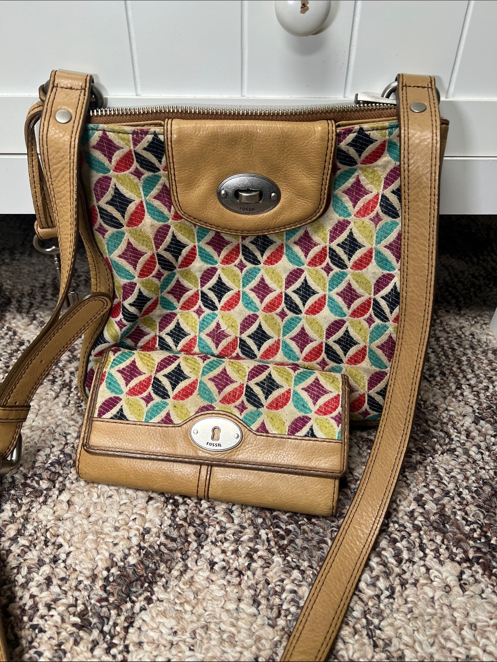 Vintage Fossil Crossbody and Matching Wallet